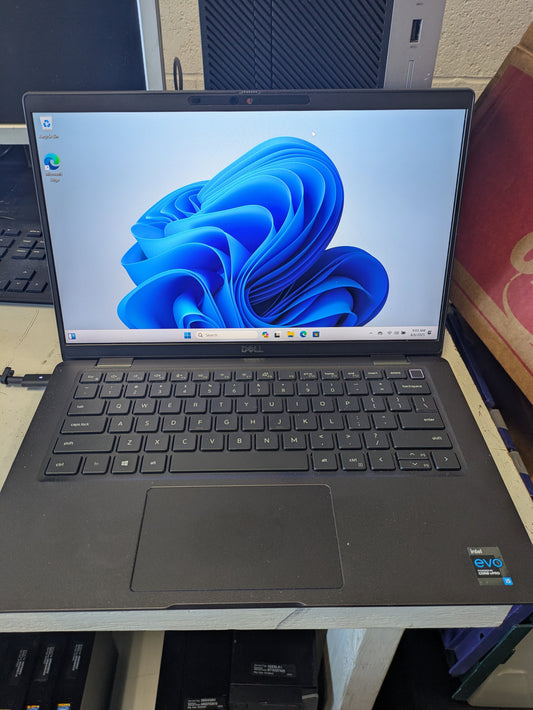 Dell latitude 7430 i5 16GB RAM 256GB SSD